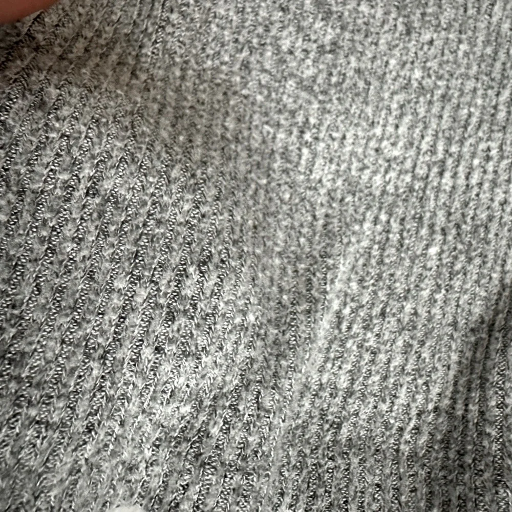ZARA Ribbed Long Sleeved Crop Top
